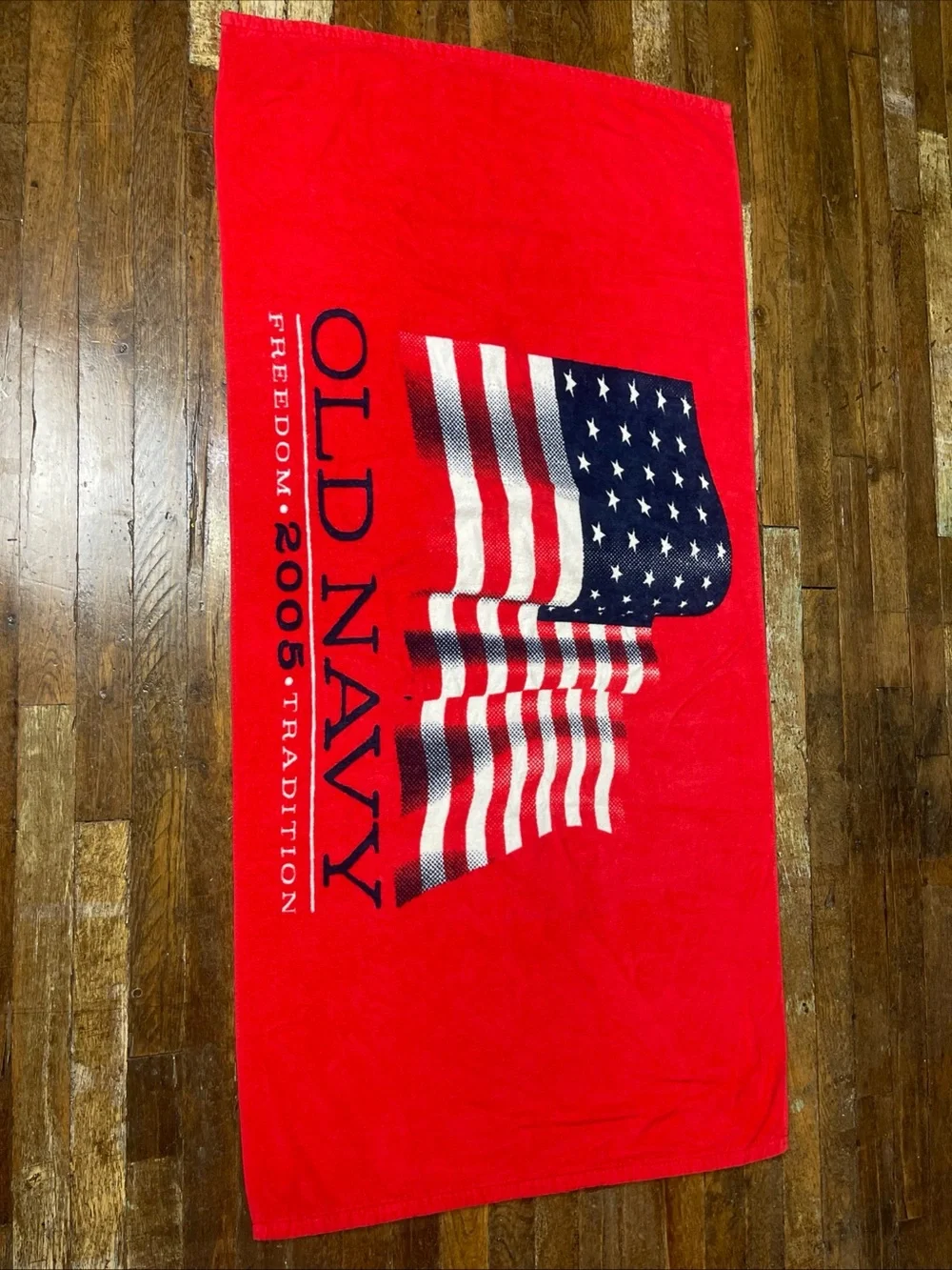 Vintage Old Navy Red Flag Beach Towel Cotton 27”x56”